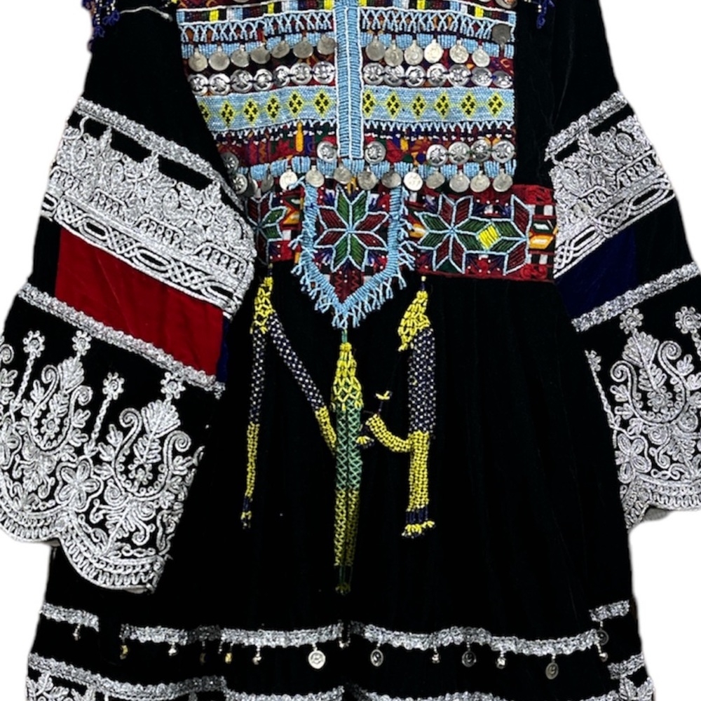 Pakistani dress, large size black color, velvet